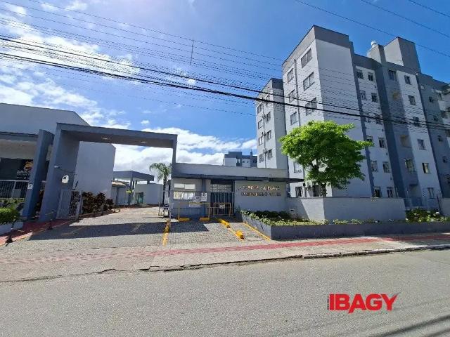 Apartamento aluguel em Região Geográfica Imediata de Florianópolis, Palhoça
