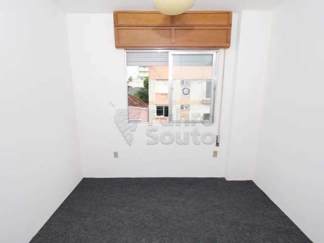 Apartamento aluguel em Pelotas, Centro