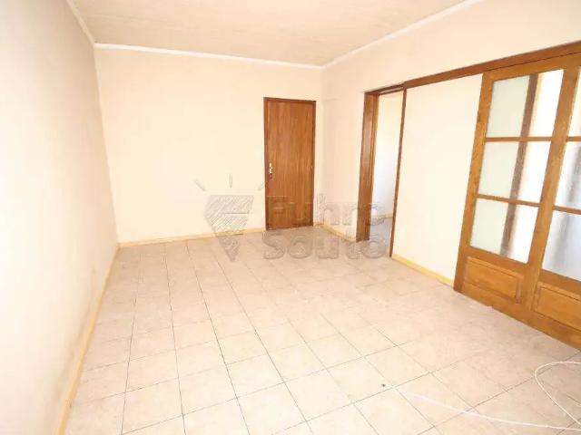 Apartamento aluguel em Região Geográfica Imediata de Pelotas, Aglomeração Urbana do Sul
