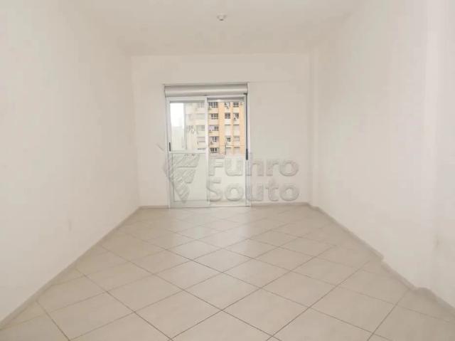 Apartamento aluguel em Sede, Pelotas