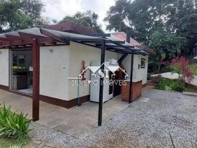 Apartamento aluguel em Região Geográfica Imediata de Petrópolis, Região Metropolitana do Rio de Janeiro