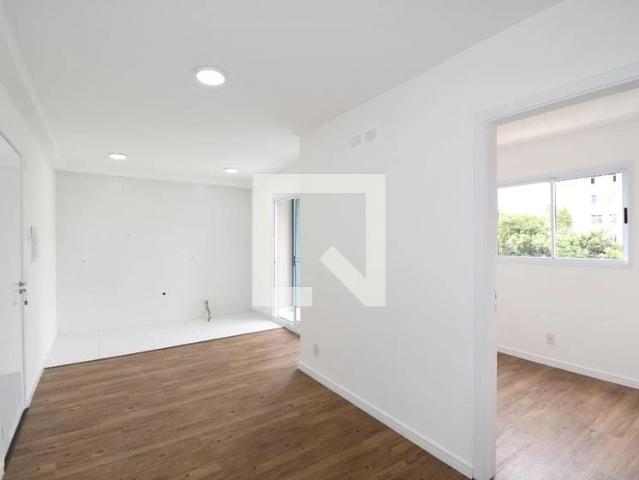 Apartamento aluguel em Jardim Amélia, Pinhais