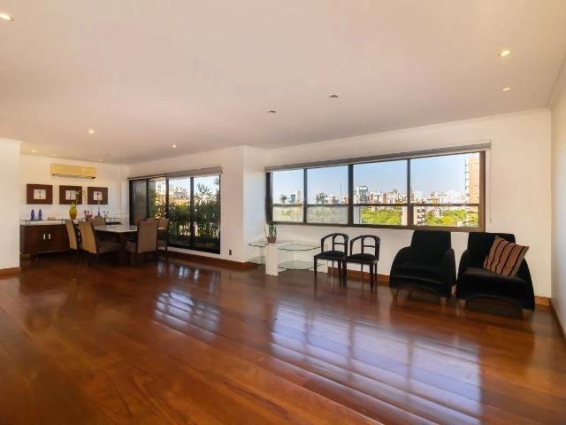 Apartamento aluguel em Auxiliadora, Porto Alegre