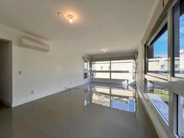 Apartamento aluguel em Região Geográfica Imediata de Porto Alegre, Região Metropolitana de Porto Alegre