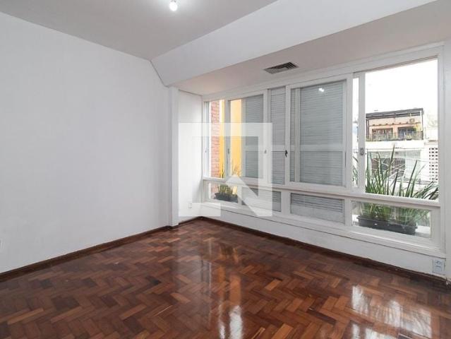 Apartamento aluguel em Região Geográfica Imediata de Porto Alegre, Região Metropolitana de Porto Alegre