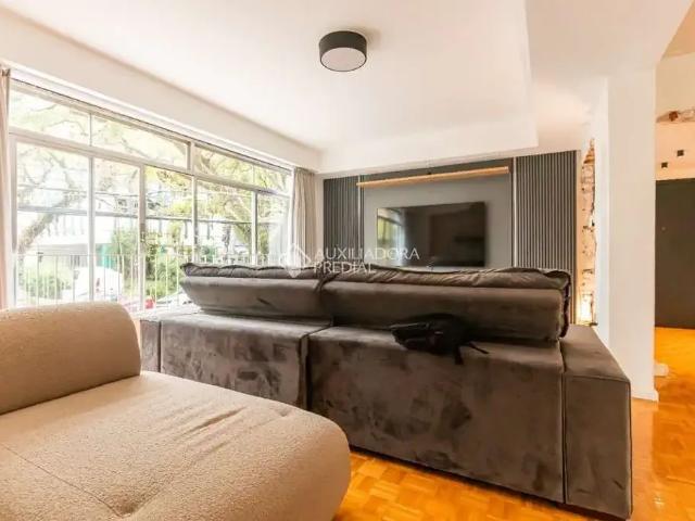 Apartamento aluguel em Região Geográfica Imediata de Porto Alegre, Região Metropolitana de Porto Alegre