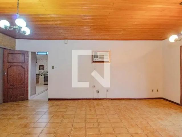 Apartamento aluguel em Região Geográfica Imediata de Porto Alegre, Região Metropolitana de Porto Alegre