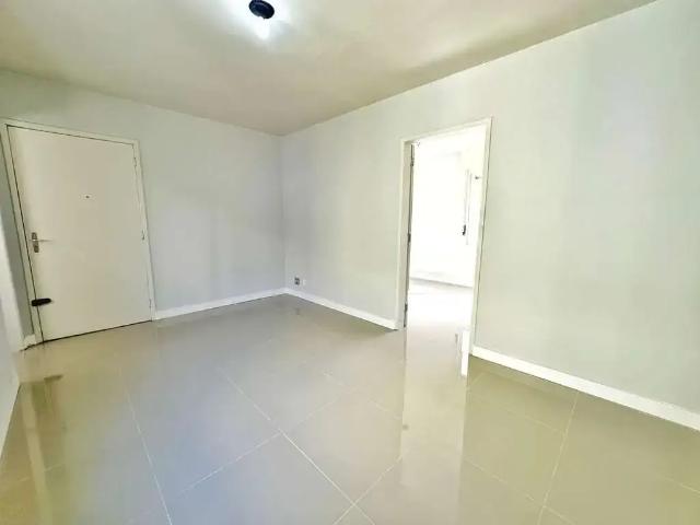 Apartamento aluguel em Região Geográfica Imediata de Porto Alegre, Região Metropolitana de Porto Alegre