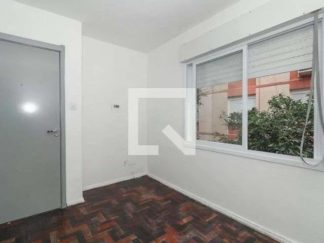 Apartamento aluguel em Vila Ipiranga, Porto Alegre