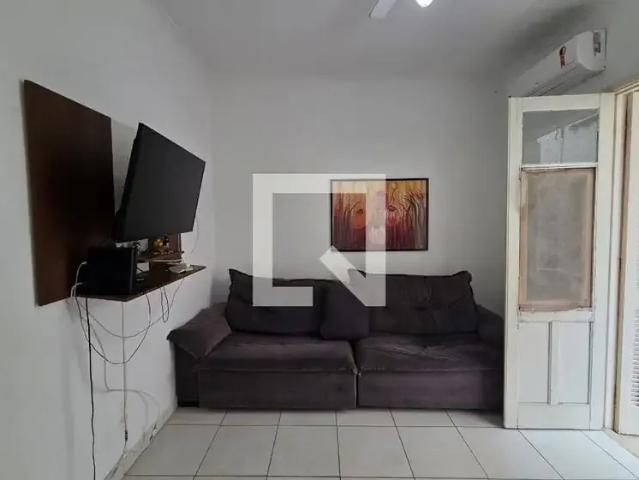 Apartamento aluguel em Região Imediata de Santos, Região Metropolitana da Baixada Santista