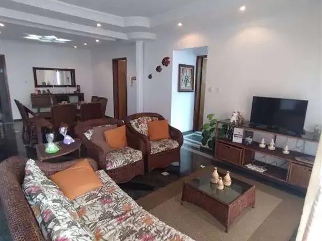 Apartamento aluguel em Região Imediata de Santos, Região Metropolitana da Baixada Santista