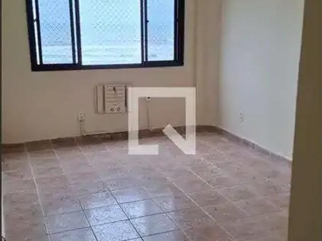 Apartamento aluguel em Região Imediata de Santos, Região Metropolitana da Baixada Santista