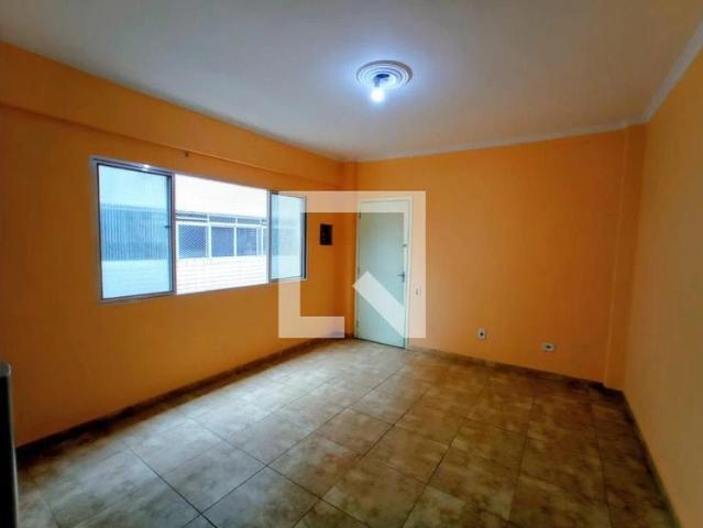 Apartamento aluguel em Região Imediata de Santos, Região Metropolitana da Baixada Santista