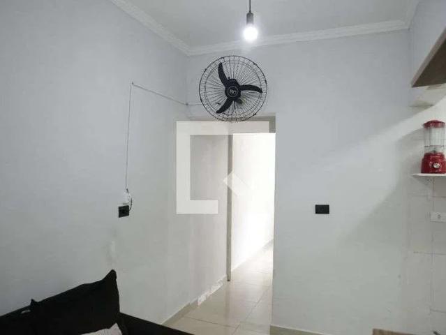 Apartamento aluguel em Região Imediata de Santos, Região Metropolitana da Baixada Santista