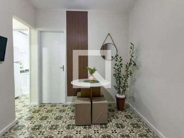 Apartamento aluguel em Região Imediata de Santos, Região Metropolitana da Baixada Santista