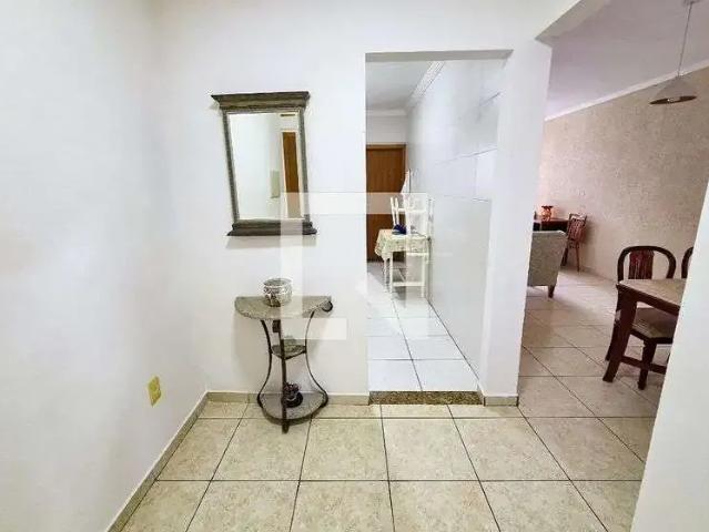 Apartamento aluguel em Região Imediata de Santos, Região Metropolitana da Baixada Santista