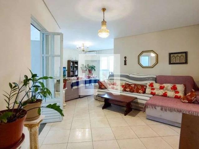 Apartamento aluguel em Região Imediata de Santos, Região Metropolitana da Baixada Santista