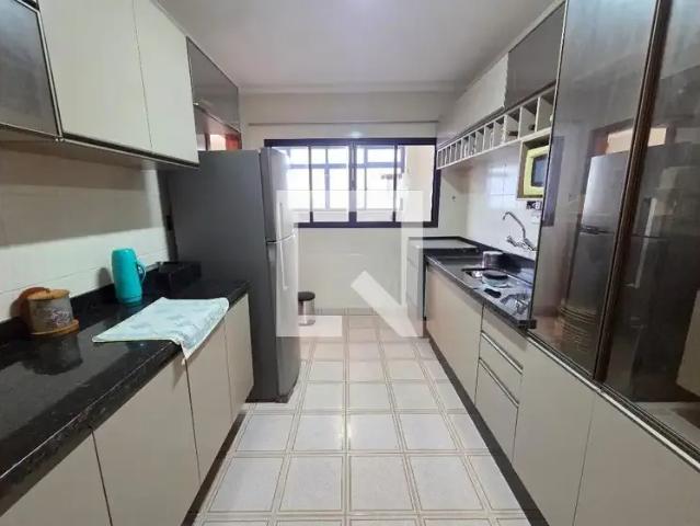 Apartamento aluguel em Região Imediata de Santos, Região Metropolitana da Baixada Santista