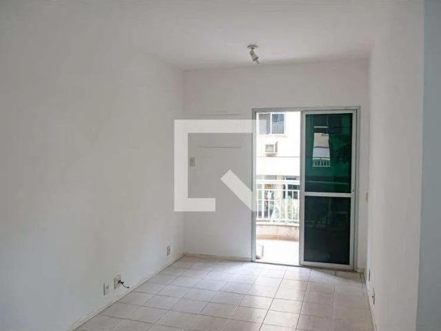Apartamento aluguel em Tanque, Rio de Janeiro