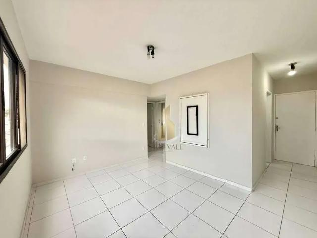 Apartamento aluguel em Região Imediata de São José dos Campos, Região Metropolitana do Vale do Paraíba e Litoral Norte