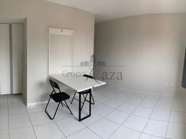 Apartamento aluguel em Região Imediata de São José dos Campos, Região Metropolitana do Vale do Paraíba e Litoral Norte