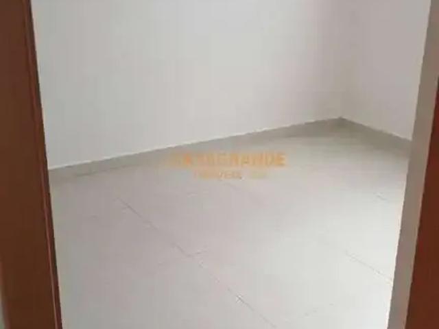 Apartamento aluguel em Região Imediata de São José dos Campos, Região Metropolitana do Vale do Paraíba e Litoral Norte