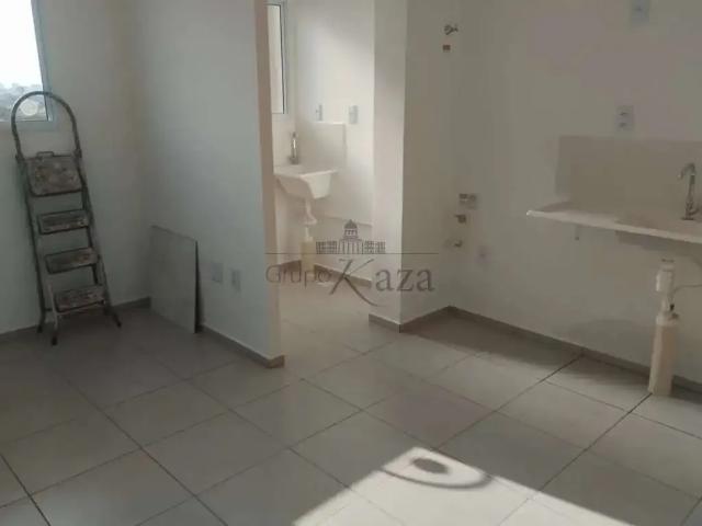 Apartamento aluguel em Região Imediata de São José dos Campos, Região Metropolitana do Vale do Paraíba e Litoral Norte