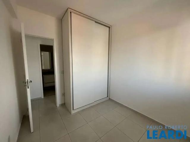Apartamento aluguel em Região Imediata de São José dos Campos, Região Metropolitana do Vale do Paraíba e Litoral Norte