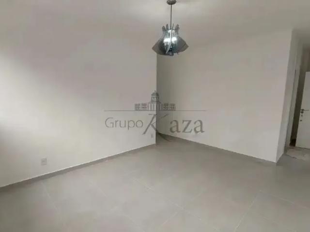 Apartamento aluguel em Região Imediata de São José dos Campos, Região Metropolitana do Vale do Paraíba e Litoral Norte