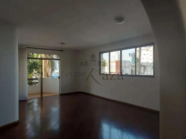Apartamento aluguel em Região Imediata de São José dos Campos, Região Metropolitana do Vale do Paraíba e Litoral Norte