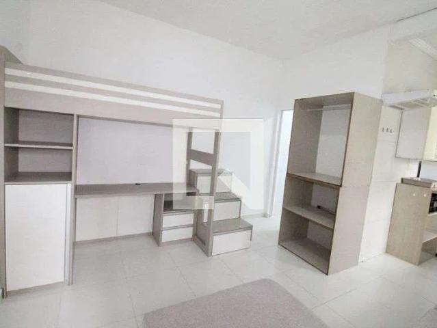 Apartamento aluguel em Região Imediata de São José dos Campos, Região Metropolitana do Vale do Paraíba e Litoral Norte