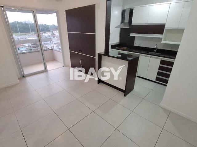 Apartamento aluguel em Serraria, São José