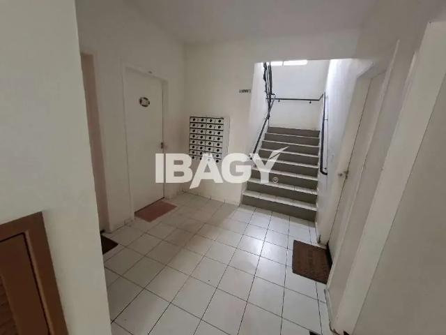 Apartamento aluguel em Região Geográfica Imediata de Florianópolis, São José
