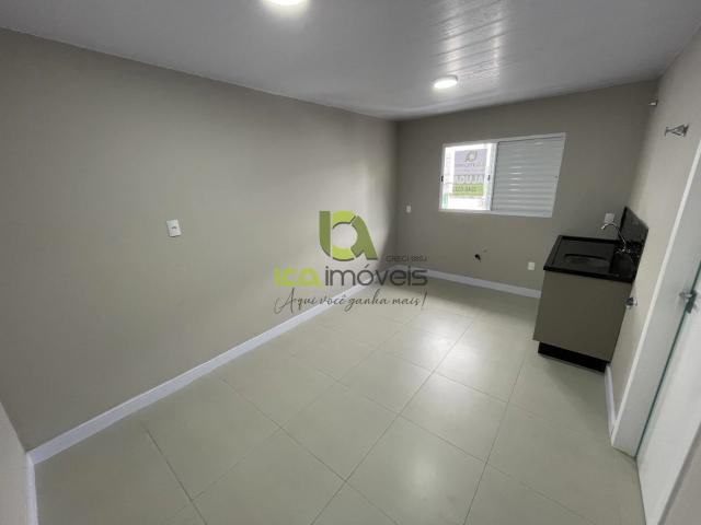 Apartamento aluguel em Barreiros, São José
