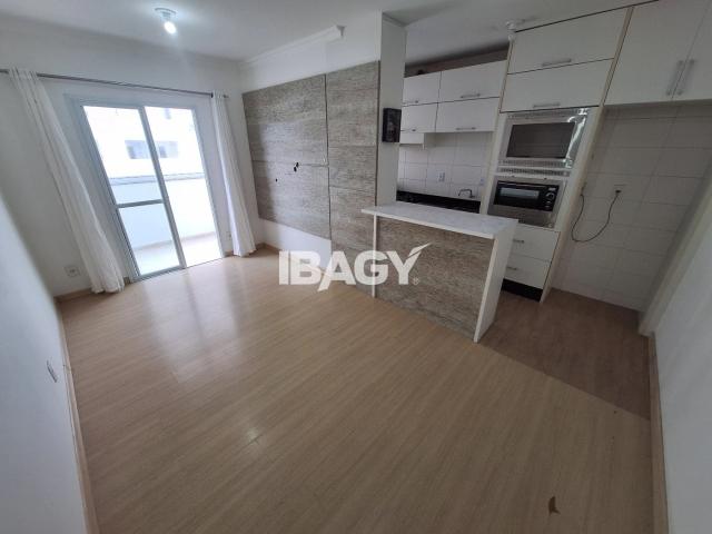Apartamento aluguel em Barreiros, São José