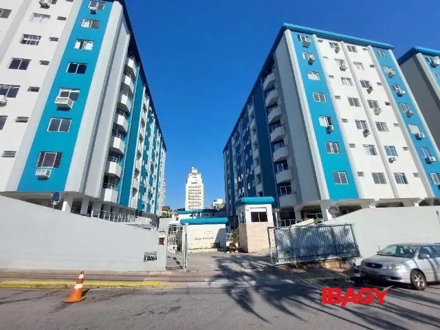 Apartamento aluguel em Região Geográfica Imediata de Florianópolis, São José