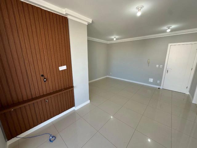 Apartamento aluguel em Barreiros, São José