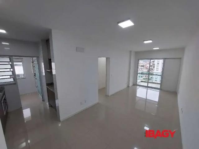Apartamento aluguel em Região Geográfica Imediata de Florianópolis, São José