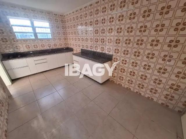 Apartamento aluguel em Região Geográfica Imediata de Florianópolis, São José