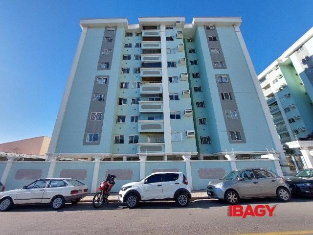 Apartamento aluguel em Barreiros, São José