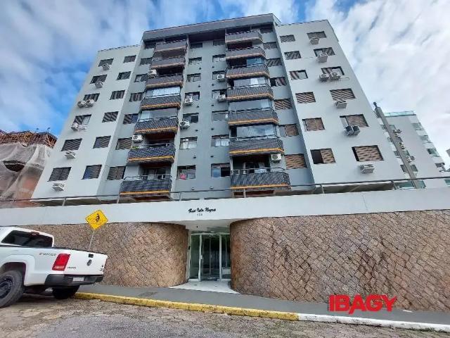 Apartamento aluguel em Região Geográfica Imediata de Florianópolis, São José