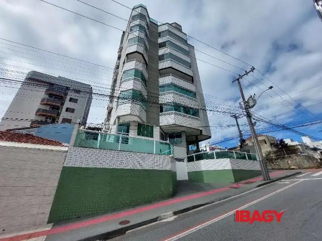 Apartamento aluguel em Região Geográfica Imediata de Florianópolis, São José