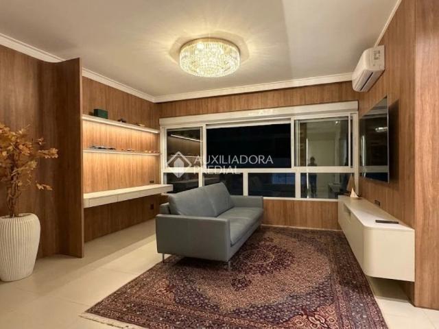Apartamento aluguel em Kobrasol, São José