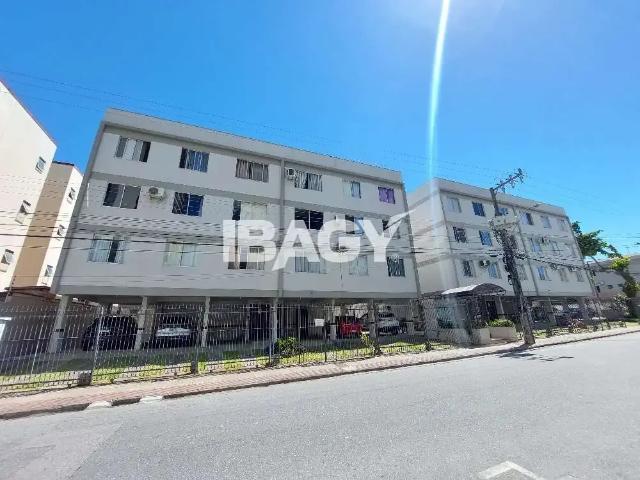 Apartamento aluguel em Kobrasol, São José