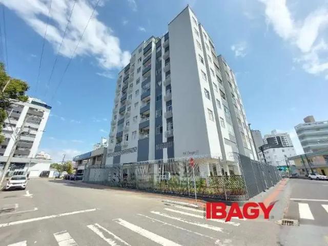 Apartamento aluguel em Região Geográfica Imediata de Florianópolis, São José