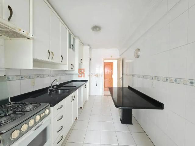 Apartamento aluguel em Região Geográfica Imediata de Florianópolis, São José