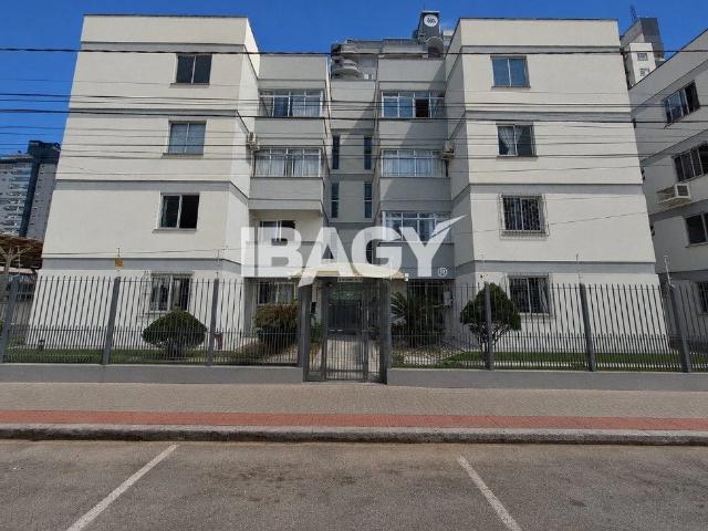 Apartamento aluguel em Kobrasol, São José