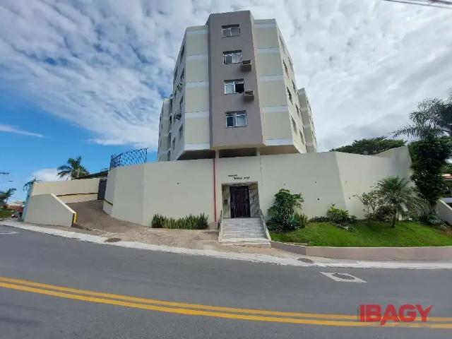 Apartamento aluguel em Região Geográfica Imediata de Florianópolis, São José