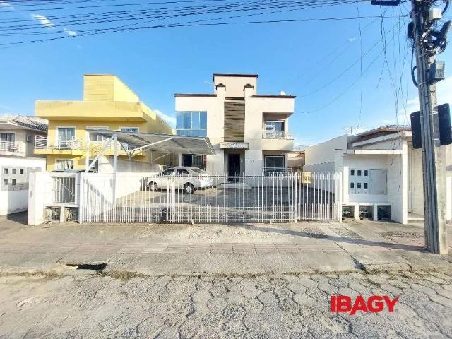 Apartamento aluguel em Região Geográfica Imediata de Florianópolis, São José