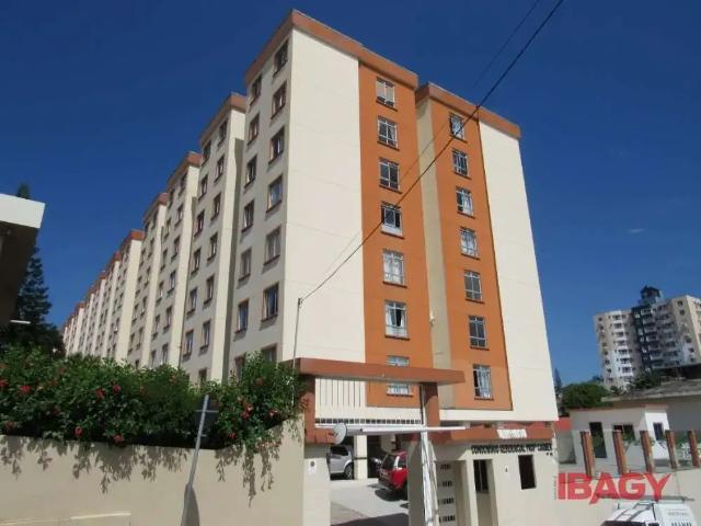Apartamento aluguel em Região Geográfica Imediata de Florianópolis, São José